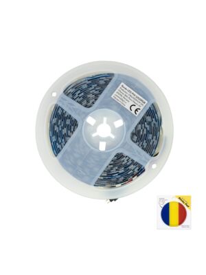 Paket LED trakov PNI 5050RGB s 300 LED diodami, RGB, zatemnljivimi, svetlobnimi učinki, 5 metrov, IP20 in samolepilno zastavico.